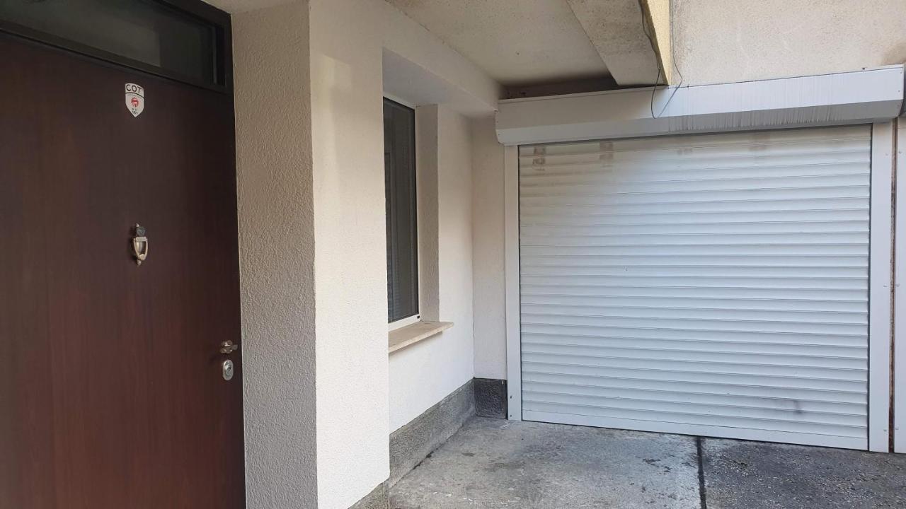 Luxure Apart Alex Apartment โซเฟีย ภายนอก รูปภาพ
