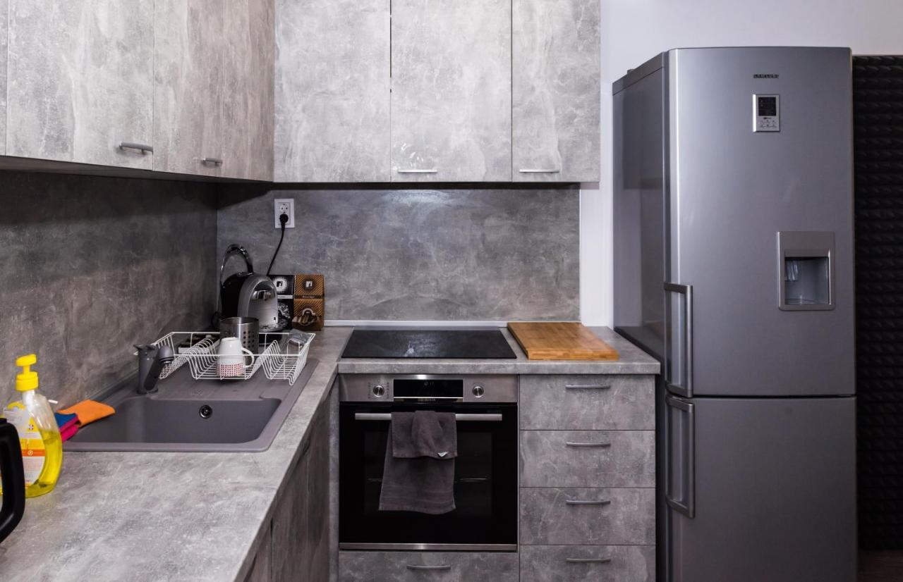 Luxure Apart Alex Apartment โซเฟีย ภายนอก รูปภาพ