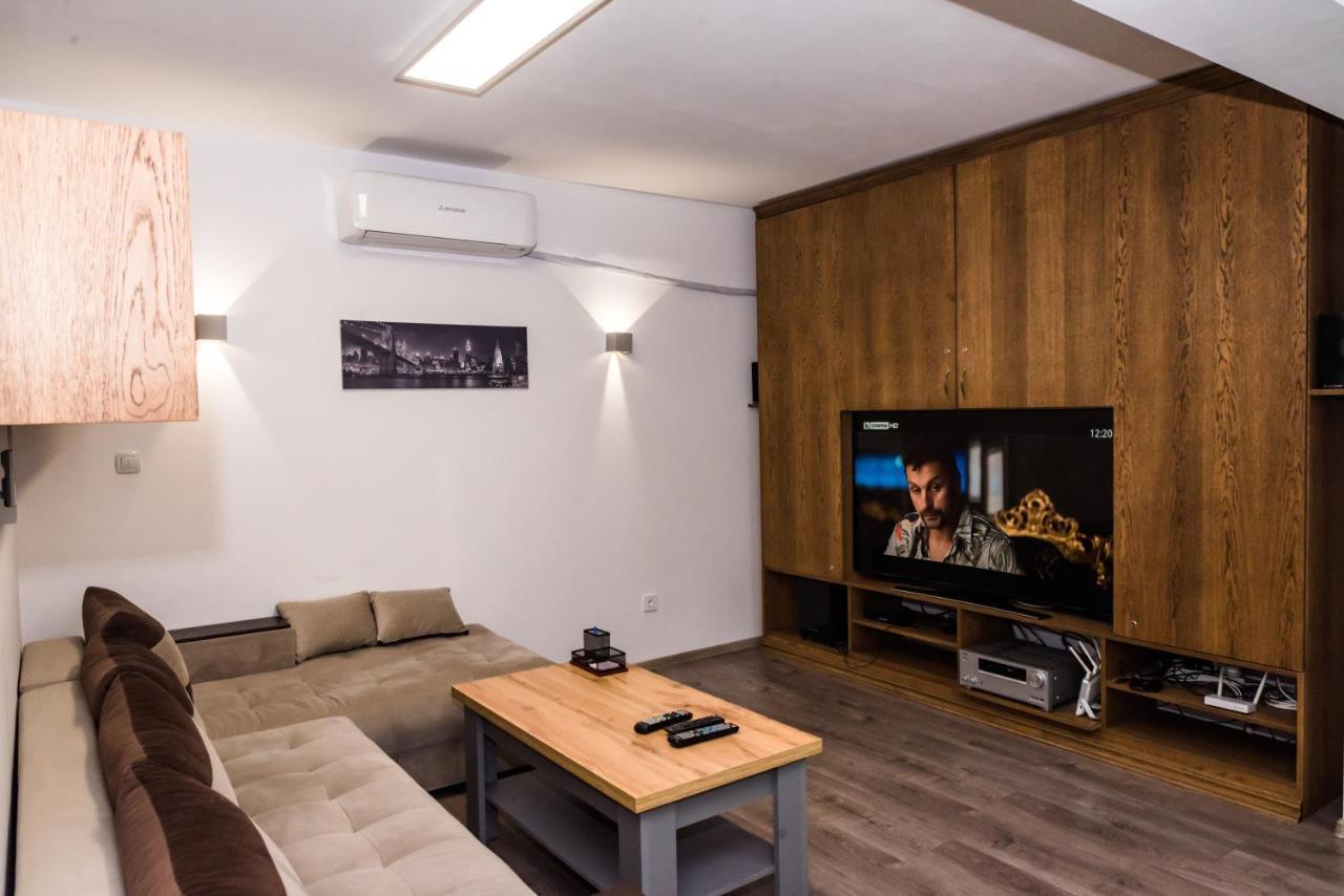 Luxure Apart Alex Apartment โซเฟีย ภายนอก รูปภาพ